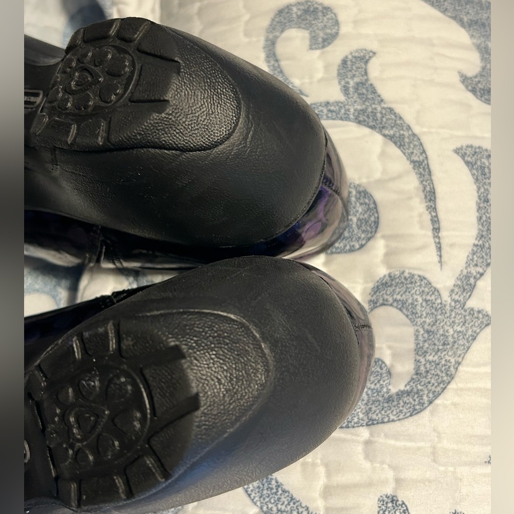 Nurse Mates Pillowtop Footwear - Picture 8 of 10